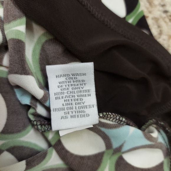 DressBarn Fit & Flare Dress 8 Cap Sleeve Brown Geometric Stretch V Neck Packable - Picture 8 of 9